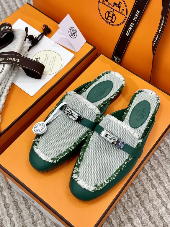 Hermes Shoe 